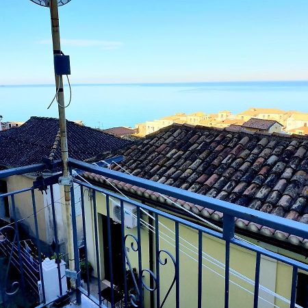 2 Bed Apartment In The Historical Center Pizzo 皮佐 外观 照片