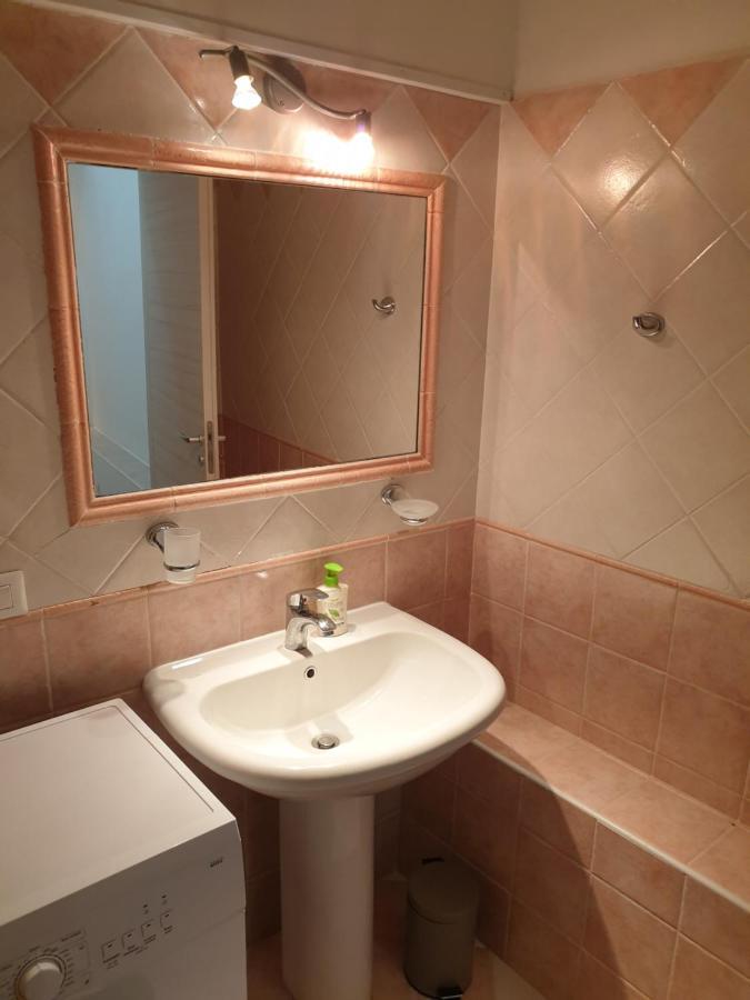 2 Bed Apartment In The Historical Center Pizzo 皮佐 外观 照片