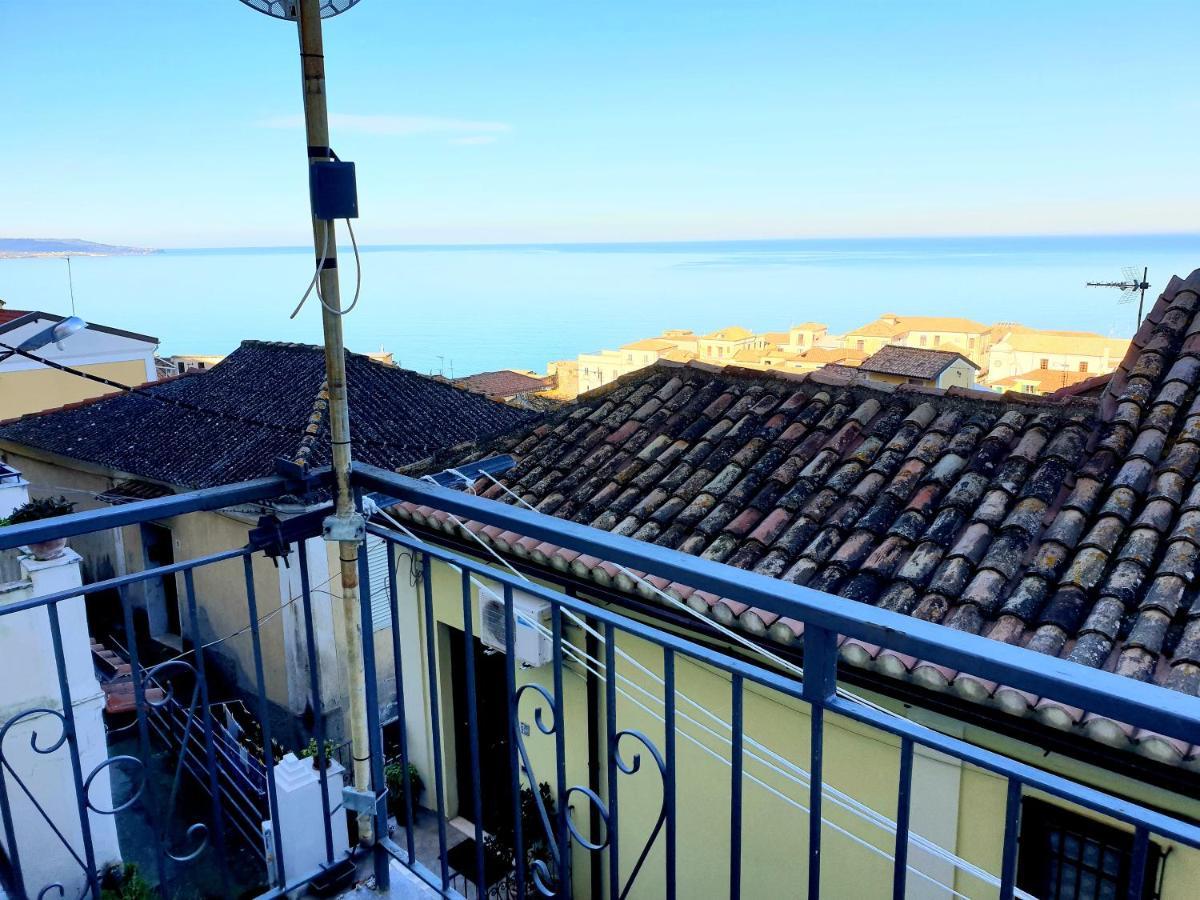 2 Bed Apartment In The Historical Center Pizzo 皮佐 外观 照片