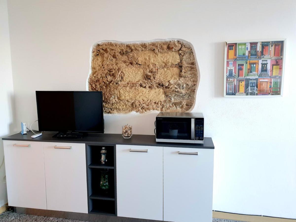 2 Bed Apartment In The Historical Center Pizzo 皮佐 外观 照片
